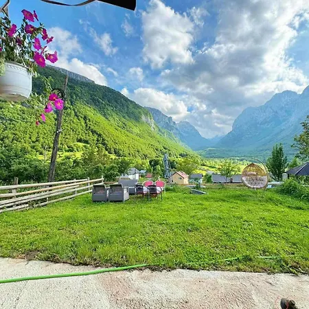 Dedushi Guesthouse &Wood Cabins-Camping Place Gusinje Exterior photo