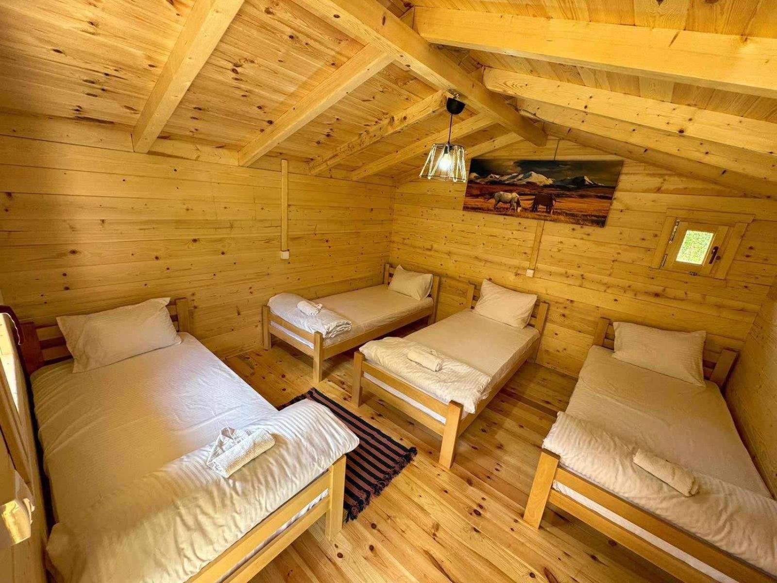 Guest house Dedushi &wood Cabins-camping Place
